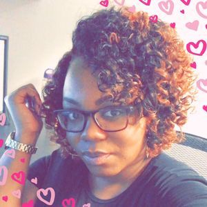 Meet your Posher, Deanna